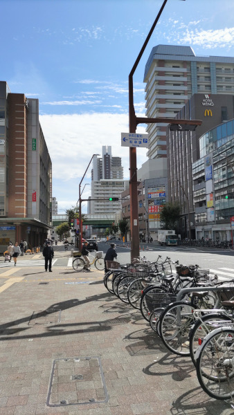 新長田駅周辺の街並み。
高さのあるビルが並んでいます